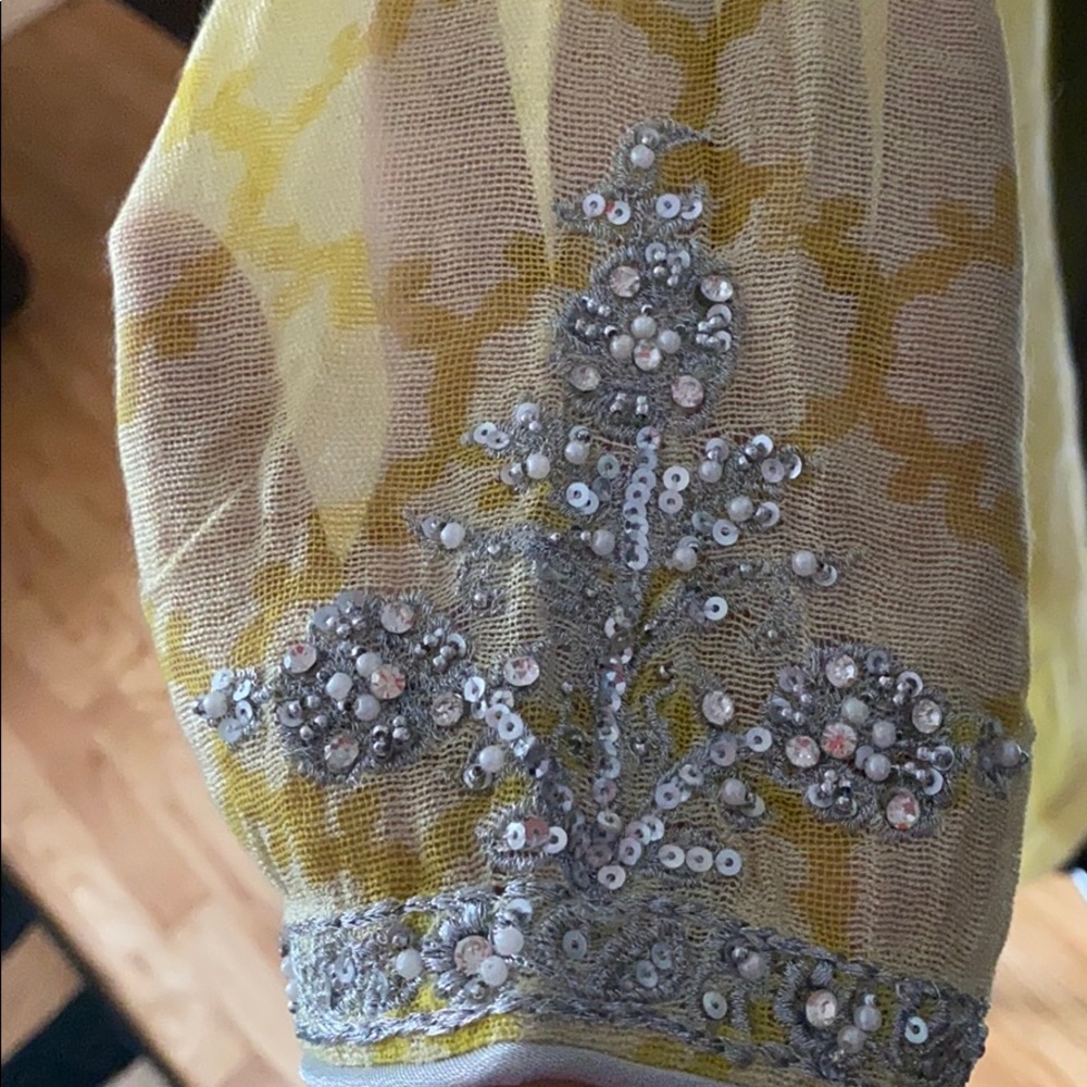 Shirt - Picture 2 of 5